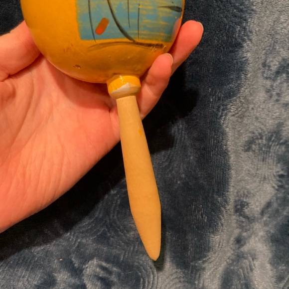 Novelty Yellow Maraca Shaker - Yellow, Beach Sunset, Palm Tree - Picture 10 of 16